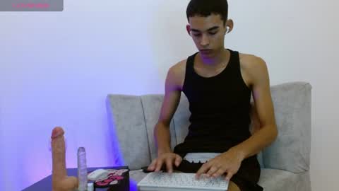 paulosex12 online show from June 2026 11:53:02 PM