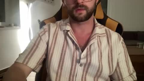 Snapshot of paulsimpsn chatting on September 2025 05:57:02 PM love bush online show from September 2025 05:57:02 PM