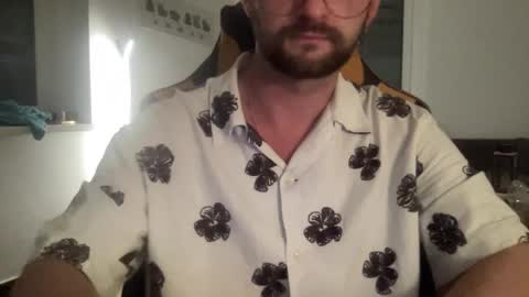 Snapshot of paulsimpsn chatting on September 2025 11:06:02 PM love bush online show from September 2025 11:06:02 PM