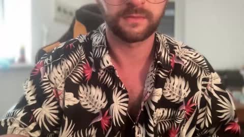 Snapshot of paulsimpsn chatting on September 2025 11:34:02 AM love bush online show from September 2025 11:34:02 AM