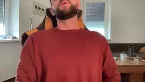 Snapshot of paulsimpsn chatting on October 2025 08:15:02 AM love bush online show from October 2025 08:15:02 AM