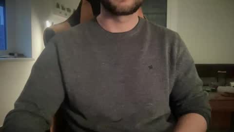 Snapshot of paulsimpsn chatting on December 2025 03:07:01 PM love bush online show from December 2025 03:07:01 PM