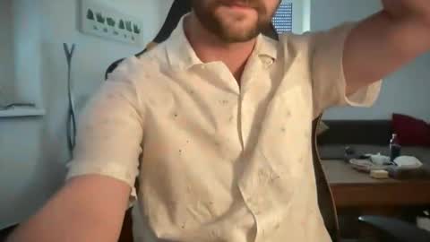 love bush online show from May 2026 03:39:01 PM