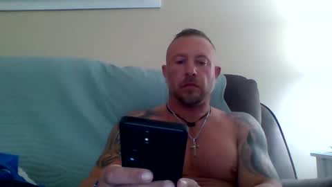 paytondaniel44 online show from April 2026 09:50:01 PM
