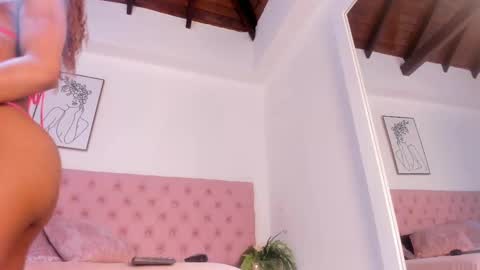 Snapshot of paytonferrara_ chatting on September 2025 04:14:02 AM PaytonFerrara online show from September 2025 04:14:02 AM