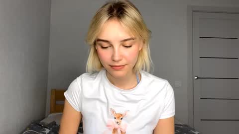 Lola online show from December 2025 03:52:02 PM