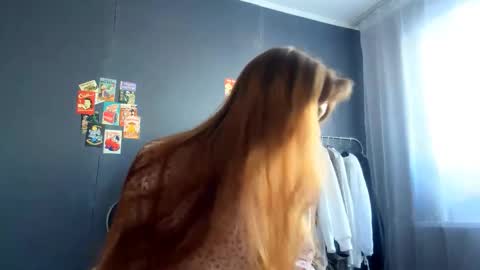 Lola online show from February 2026 12:02:02 PM