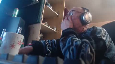 Snapshot of pc8474408 chatting on December 2025 06:23:01 PM pc8474408 online show from December 2025 06:23:01 PM