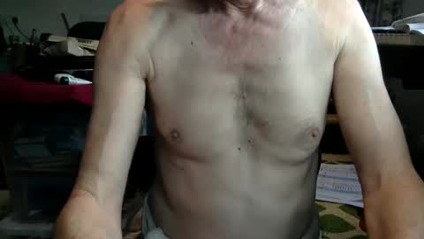 Snapshot of pea23 chatting on April 2026 09:47:01 AM pea23 online show from April 2026 09:47:01 AM