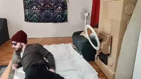 peacefulness93 online show from October 2025 09:39:02 AM