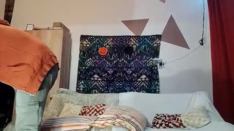 peacefulness93 online show from March 2026 01:53:02 AM