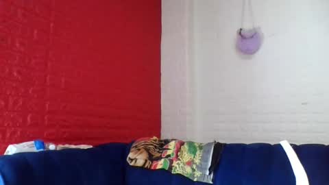 peach_melbah online show from May 2026 06:25:01 PM