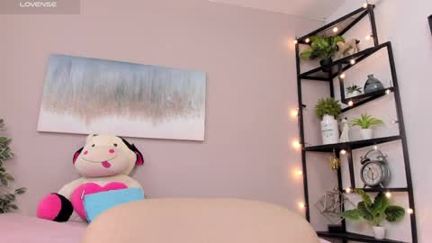 Briana online show from March 2026 12:38:02 PM