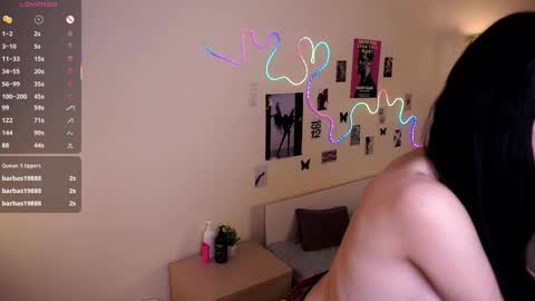 Daisy online show from March 2026 10:05:02 PM