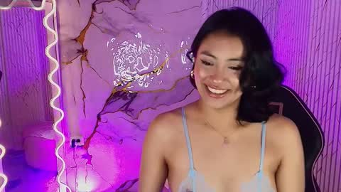 peachy_tay online show from February 2026 12:30:01 PM