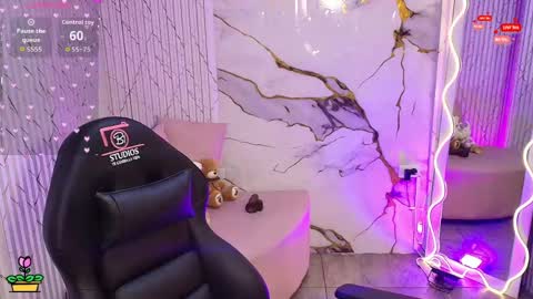 peachy_tay online show from May 2026 11:49:01 AM