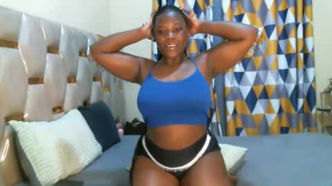 Snapshot of peachygirl255 chatting on March 2026 01:17:01 PM Peachy online show from March 2026 01:17:01 PM