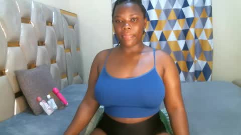 Snapshot of peachygirl255 chatting on May 2026 09:34:01 PM Peachy online show from May 2026 09:34:01 PM