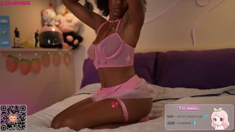 Snapshot of peachypeachgirl chatting on November 2025 12:46:02 AM peachypeachgirl online show from November 2025 12:46:02 AM