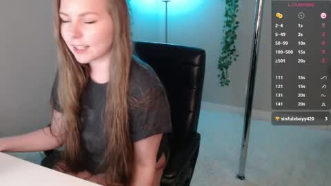 Piper Green online show from April 2026 09:37:01 AM