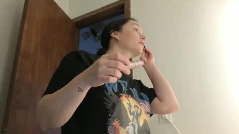 Snapshot of peachyxobsession chatting on December 2025 09:56:02 PM PeachyObsession online show from December 2025 09:56:02 PM