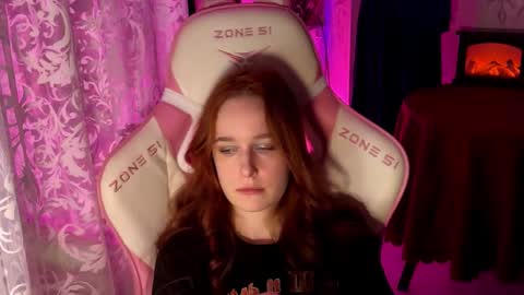 Adelina online show from October 2025 01:10:01 PM