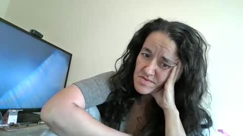 pebblezmeowkitty online show from May 2026 08:06:02 PM