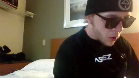 Snapshot of peeepit chatting on December 2025 10:34:02 AM peeepit online show from December 2025 10:34:02 AM