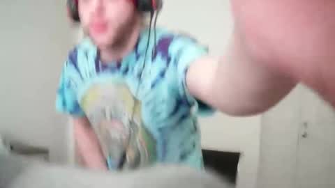 Snapshot of peeepit chatting on January 2026 08:25:01 PM peeepit online show from January 2026 08:25:01 PM