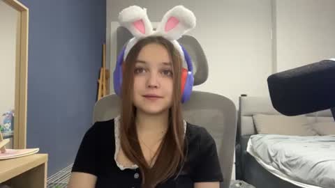 Luna Vale online show from July 2026 04:10:02 PM