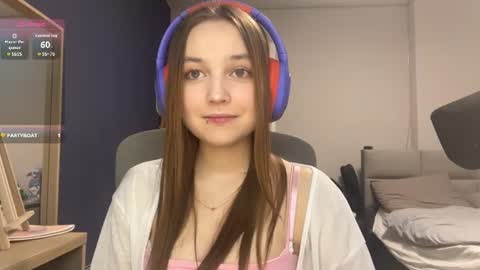 Luna Vale online show from July 2026 07:16:01 PM