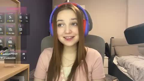 Luna Vale online show from August 2026 06:07:02 PM