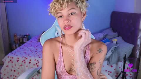 Snapshot of peggy_funn chatting on January 2025 09:52:01 PM peggy-funn online show from January 2025 09:52:01 PM