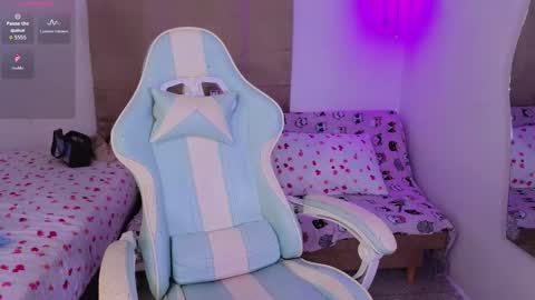 Snapshot of peggy_funn chatting on December 2025 02:31:01 AM peggy-funn online show from December 2025 02:31:01 AM