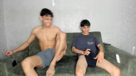 CAIN-19  ALLEN-18 RONALD-18 AUSTIN-18 MOD DANTE online show from April 2026 01:52:02 PM