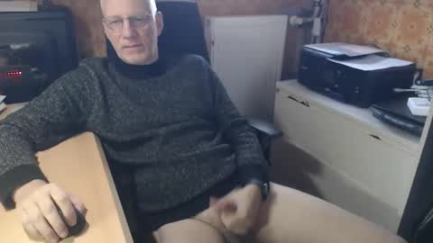 Pemue65 online show from December 2025 07:57:02 AM