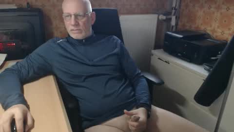 Pemue65 online show from January 2026 09:46:02 AM