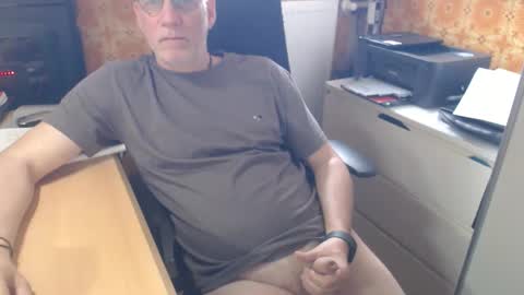 Pemue65 online show from May 2026 11:27:02 AM