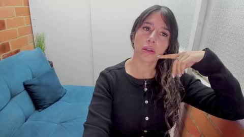 Penelope online show from October 2025 08:31:01 PM