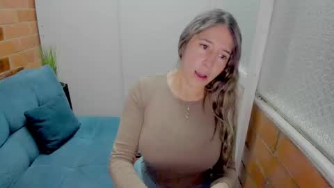 Penelope online show from March 2026 06:14:01 PM