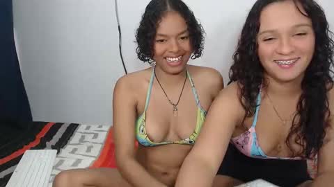 Snapshot of penelopeh_ chatting on October 2025 01:09:01 AM penelopeh_ online show from October 2025 01:09:01 AM