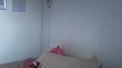 Snapshot of penelophe01 chatting on February 2026 06:48:01 PM penelophe01 online show from February 2026 06:48:01 PM