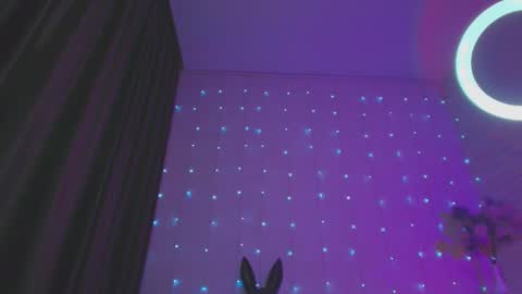 Dia  online show from January 2025 11:32:02 PM