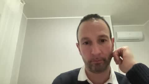 Snapshot of peppinslosqualo chatting on January 2025 01:31:02 AM peppinslosqualo online show from January 2025 01:31:02 AM