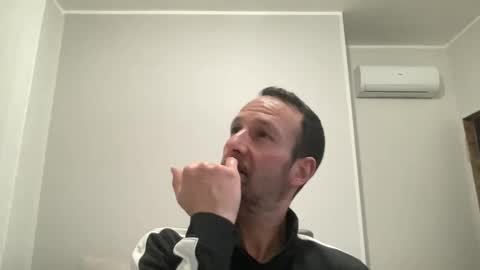 Snapshot of peppinslosqualo chatting on January 2025 08:36:02 PM peppinslosqualo online show from January 2025 08:36:02 PM