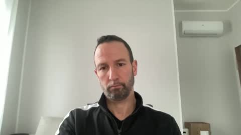 Snapshot of peppinslosqualo chatting on February 2025 02:05:01 PM peppinslosqualo online show from February 2025 02:05:01 PM