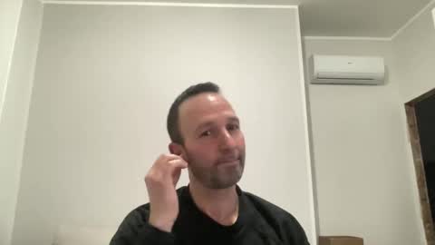 Snapshot of peppinslosqualo chatting on February 2025 06:33:01 PM peppinslosqualo online show from February 2025 06:33:01 PM