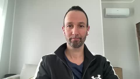 Snapshot of peppinslosqualo chatting on February 2025 10:21:01 AM peppinslosqualo online show from February 2025 10:21:01 AM