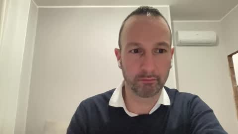 Snapshot of peppinslosqualo chatting on March 2026 02:13:02 AM peppinslosqualo online show from March 2026 02:13:02 AM