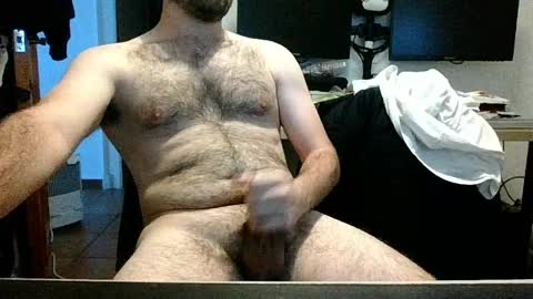 pere1313 online show from April 2026 05:28:01 PM